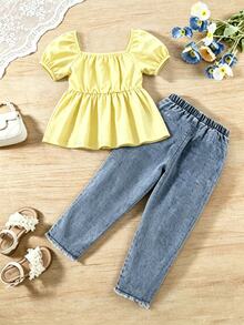 SHEIN Genkimix Kids Conjunto de 2 piezas para niñas jóvenes, camisa a cuadros amarillo y blanco casual y linda, camiseta holgada combinada con jeans de mezclilla azul medio vintage con lavado, dobladillo deshilachado, flor amarilla 3D, ajuste ceñido y cónico, tela suave y cómoda, estilo callejero, moda versátil - Amarillo - Ver 2