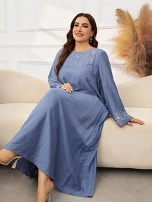 Al Najma 女款圓領長袖刺繡串珠寬鬆舒適優雅大尺碼阿拉伯風洋裝 - 霧霾藍 - 查看 4