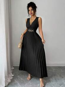 SHEIN Clasi Women's Elegant Maturity V-Neck Solid Color Pleated Sleeveless Dress With Metal Decoration Ruched Design Suitable For Parties Dinner Bar Party Dates - Black - View 7