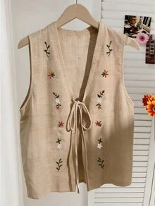 Franclia Women's Vacation Casual Floral Embroidered Sleeveless Blouse - Khaki - View 7