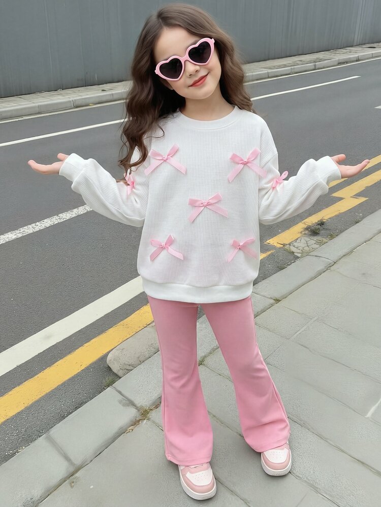 幼童女童 2 件組秋季白色羅紋針織衛衣上衣，珍珠多蝴蝶結裝飾，搭配粉色喇叭褲，可愛甜美風格秋季服飾 - 白色 - 查看 1