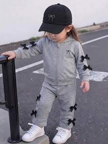 SHEIN Infant Girls Autumn/Winter Soft Comfortable Sweet Cute Bowknot Decor Embroidered Grey Long Sleeve Hooded Sweatshirt And Pants 2 Pieces Set - Grey - View 5
