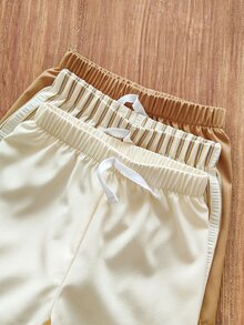SHEIN Vintaside Kids 3pcs Toddler Casual Shorts Set,Khaki Solid,Light Brown Striped Pattern & Pure White Straight Leg Drawstring Shorts,Soft & Clean Suitable For Summer - Multicolor - View 7