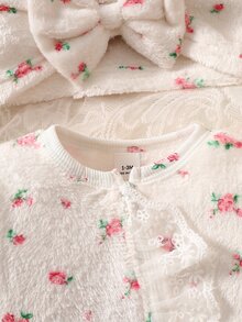 SHEIN 2件組新生女嬰連身褲套裝，附帽子，可愛甜美白色花朵蕾絲荷葉邊拉鍊毛絨長袖，生日秋季冬季穿搭 - 白色 - 查看 7