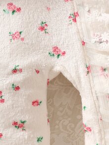 SHEIN 2件組新生女嬰連身褲套裝，附帽子，可愛甜美白色花朵蕾絲荷葉邊拉鍊毛絨長袖，生日秋季冬季穿搭 - 白色 - 查看 10