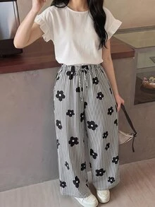 SHEIN 青少年女孩編織素色荷葉袖T恤與碎花長褲休閒套裝 - 白色 - 查看 1