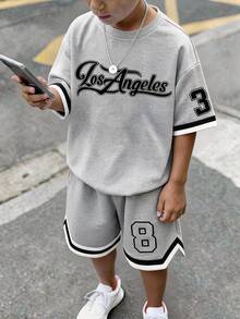 SHEIN 2件組青少年男孩休閒寬鬆舒適百搭黑白緞帶裝飾圓領短袖灰色T恤與灰色短褲運動套裝，Y2K風格，SS26，適合春夏、外出、情人節、約會、旅行、度假、家庭聚會、開學、婚禮、派對、運動、生日 - 灰色 - 查看 5