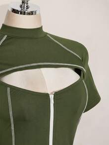 SHEIN ICON 女款大尺碼軍綠色拼接鏤空前拉鍊T恤 - 軍綠色 - 查看 3
