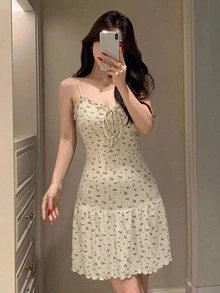 DAZY 度假風碎花細肩帶短款睡裙 夏季女款居家睡衣 - 杏色 - 查看 5