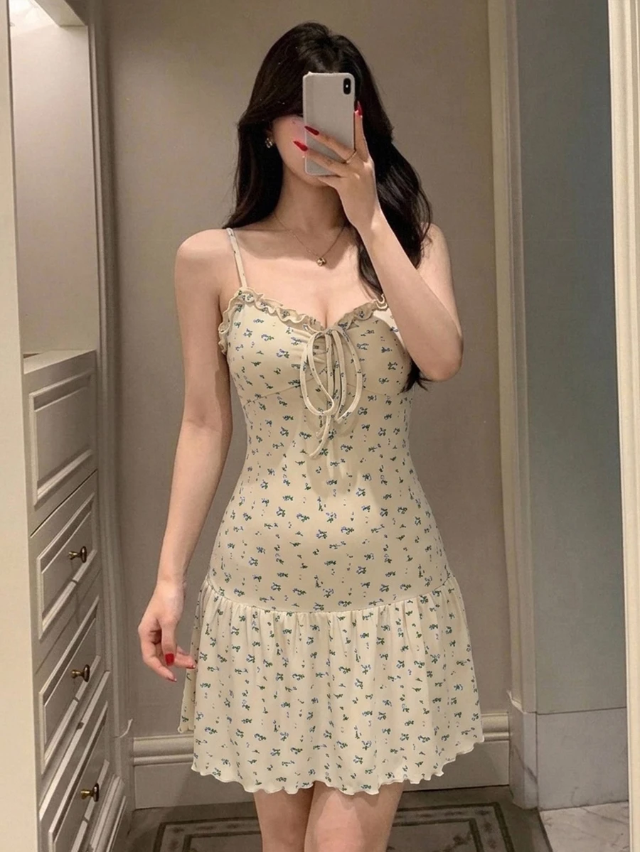 DAZY 度假風碎花細肩帶短款睡裙 夏季女款居家睡衣 - 杏色 - 查看 1