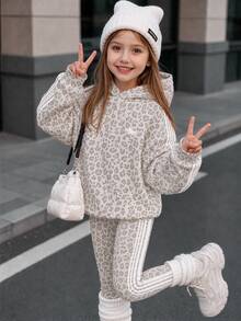 SHEIN 復古時尚豹紋拼色條紋少女休閒寬鬆連帽長袖衛衣與修身長褲兩件套，適合秋冬日常、外出、校園、運動、返校 - 彩色 - 查看 1