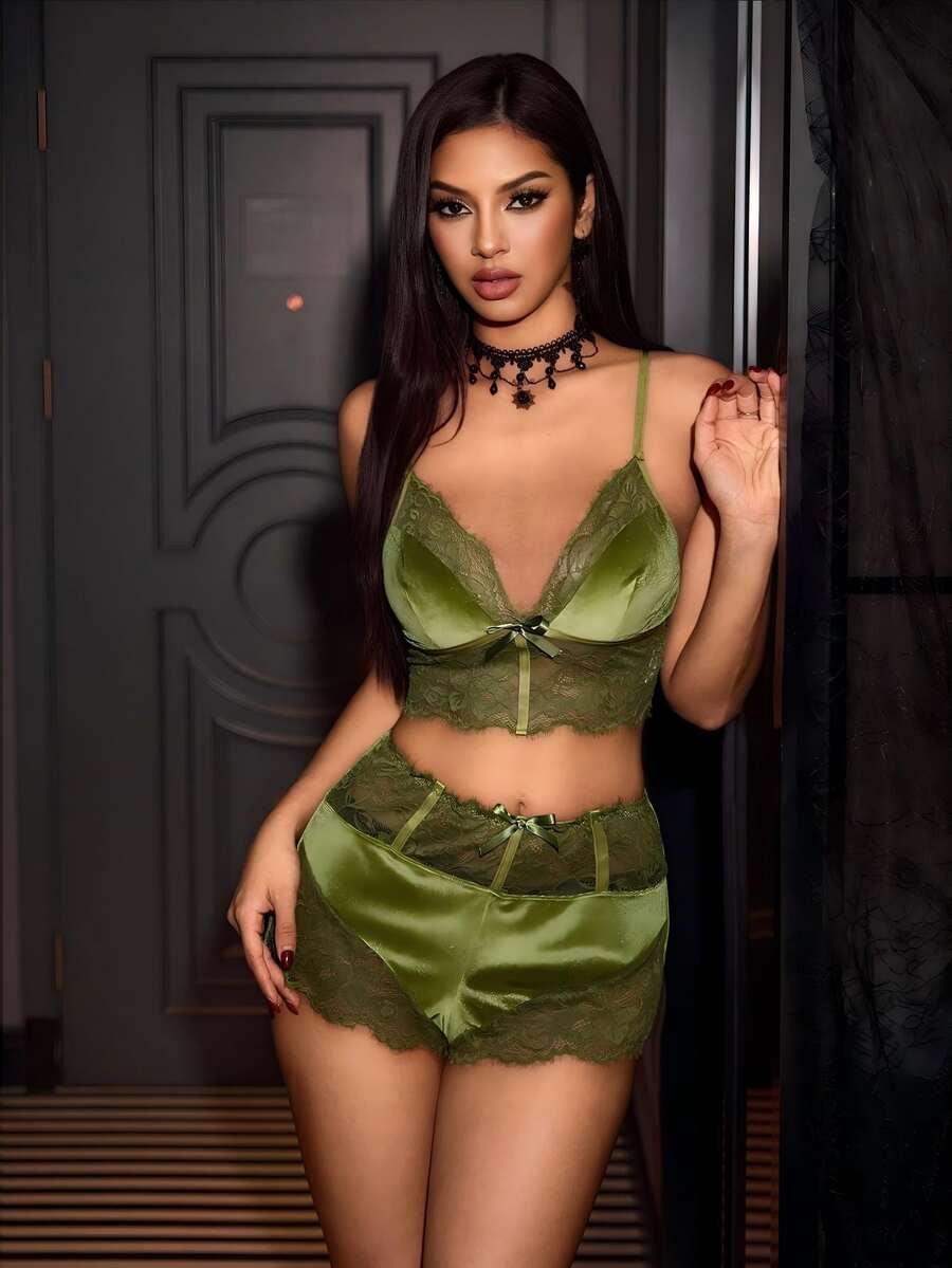 SilkySpell Lace Patchwork Design Sexy Velvet Camisole Nightwear Set For Women - Green - View 1