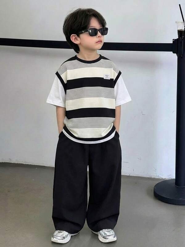 2pcs Young Boys Casual Loose 2 In 1s Striped Pullover White Short Sleeve Top And Black Straight Leg Pants Tracksuit Set,Y2K Style,Summer,School,SS26