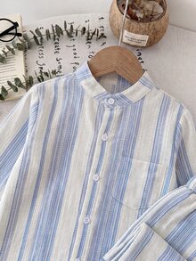 SHEIN 兒童小男孩對比色條紋口袋翻領短袖鈕扣襯衫與短褲兩件套，適合日常穿著、旅行、戶外、假期派對、夏季海灘度假、夏季氛圍、假期 - 彩色 - 查看 3