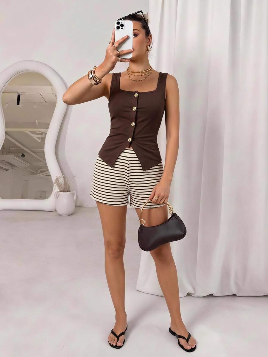 Lavishia 女款純色單排扣上衣搭配深棕色黑白條紋短褲休閒海濱風端莊日常2件套夏季 - 摩卡棕 - 查看 1