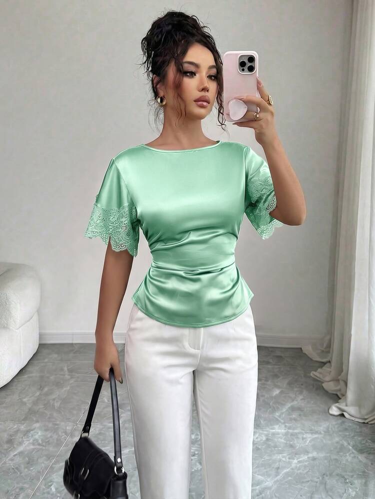 Siren Gaze Spring/Summer New Satin & Lace Patchwork Waist-Cinching Blouse For Women - Green - View 6