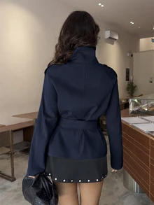 Aloruh 海軍藍收腰短款女款風衣，秋季/冬季百搭，教師節辦公室優雅穿搭 - 藏蓝色 - 查看 8