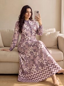 SHEIN Najma 大尺碼女款度假花卉印花長袖半開襟鈕扣連身裙 灰粉色 秋冬休閒優雅正式款 - 彩色 - 查看 6