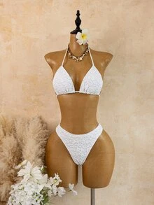 SHEIN Swim 復古波點度假風女款三件式比基尼套裝，黑色配白色波點印花，掛脖三角上衣附後綁帶，配套三角泳褲與透視網紗罩衫，復古香港風，適合夏季海灘度假島嶼派對，性感吸睛拍照穿搭 - 白色 - 查看 8