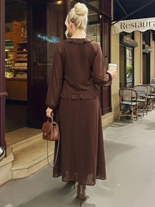 SHEIN Maternity Solid Color V-Neck Ruffle Hem Casual Party Dress Fall Wedding Photoshoot Baby Shower Party Wedding Formal Dress Luxury Evening Cute Chic - Brown - View 2