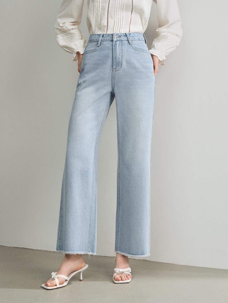 MOTF WOMEN LIGHT BLUE WASHED RAW EDGE STRAIGHT LEG JEANS ,PETITE WOMEN
