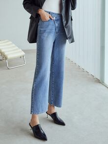 MOTF Petite WOMEN OVERLAY WAIST LIGHT BLUE WASHED STRAIGHT LEG CROP JEANS ,PETITE WOMEN - Medium Wash - View 4