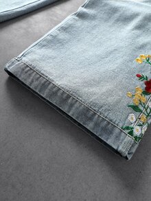 ROMWE MEN Street Life Men's Casual Washed Floral Embroidered Denim Jeans - Blue - View 6