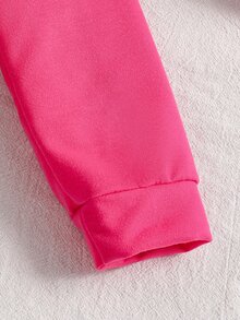 SHEIN 女童拼色連帽洋裝，學院風刺繡徽章長袖鬆緊腰運動衫洋裝，舒適校園休閒運動裙 - 玫紅色 - 查看 6