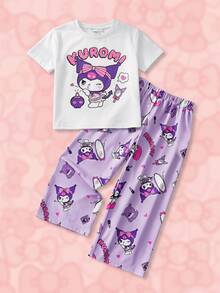 HELLO KITTY AND FRIENDS | SHEIN طقم ملابس منزلية للبنات الصغيرات بطبعة كرتونية لطيفة، ملابس علوية برقبة دائرية وبنطال طويل - الأرجواني - مشاهدة 1