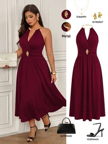 Femmeverse Gaun Halter Neck Tanpa Punggung Elegan Seksi Ukuran Plus - Burgundy - View 3