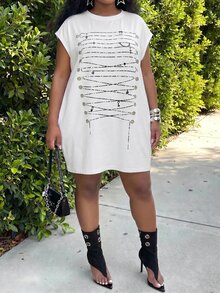 SHEIN CURVE+ Plus Size Fall Casual A Line Cargo Anti Social Sexy Chain Print Dress Formal Party Homewear Going Out Vacation All White - Multicolor - View 5