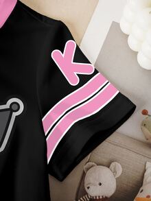 HELLO KITTY AND FRIENDS | SHEIN ملابس علوية كاجوال للبنات الرضع بطبعة حروف وياقة مستديرة وأكمام قصيرة - أبيض - مشاهدة 6