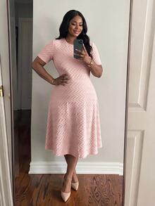 SHEIN Lady Plus Size Women's Textured Fashion Elegant Casual Round Neck Short Sleeve Dress Evening Hot Pink Summer Formal Work - Pink - View 6
