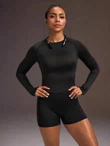Powerista Women's Minimalist Round Neck Long Sleeve Top And Pocket Shorts Sports Set Quick-Drying, Breathable Running Set Autumn Black Workout Gym Fitness - Black - View 5