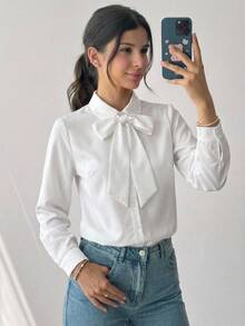 SHEIN 兒童青少年女孩秋冬休閒日常法式優雅學院風立領大蝴蝶結燈籠袖修身長袖襯衫，開學季經典百搭上衣，女童娃娃風白色上衣，可愛秋冬穿搭 - 白色 - 查看 9