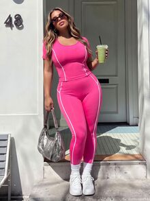 Dewbera Dewbera Setelan Olahraga Atasan Pendek dan Legging Ukuran Plus Wanita - Hot Pink - View 5