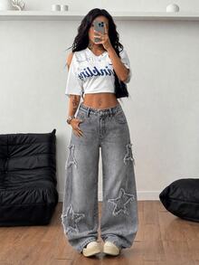 Coolane 女款秋季舒適校園街頭風 Y2K Grunge 休閒時尚灰色大廓形寬鬆棉質丹寧牛仔褲，附星星貼布繡與破洞細節 - 淺色水洗藍 - 查看 2