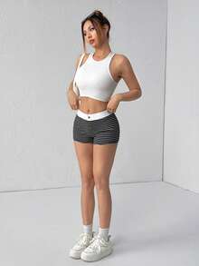 SHEIN PETITE 黑白条纹低腰休闲透气夏季百搭撞色短裤 - 黑與白 - 查看 5