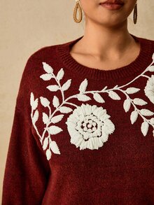 Travachic Plus Size Women's Floral Embroidered Pattern Casual Versatile Autumn/Winter Long Sleeve Sweater - Burgundy - View 5