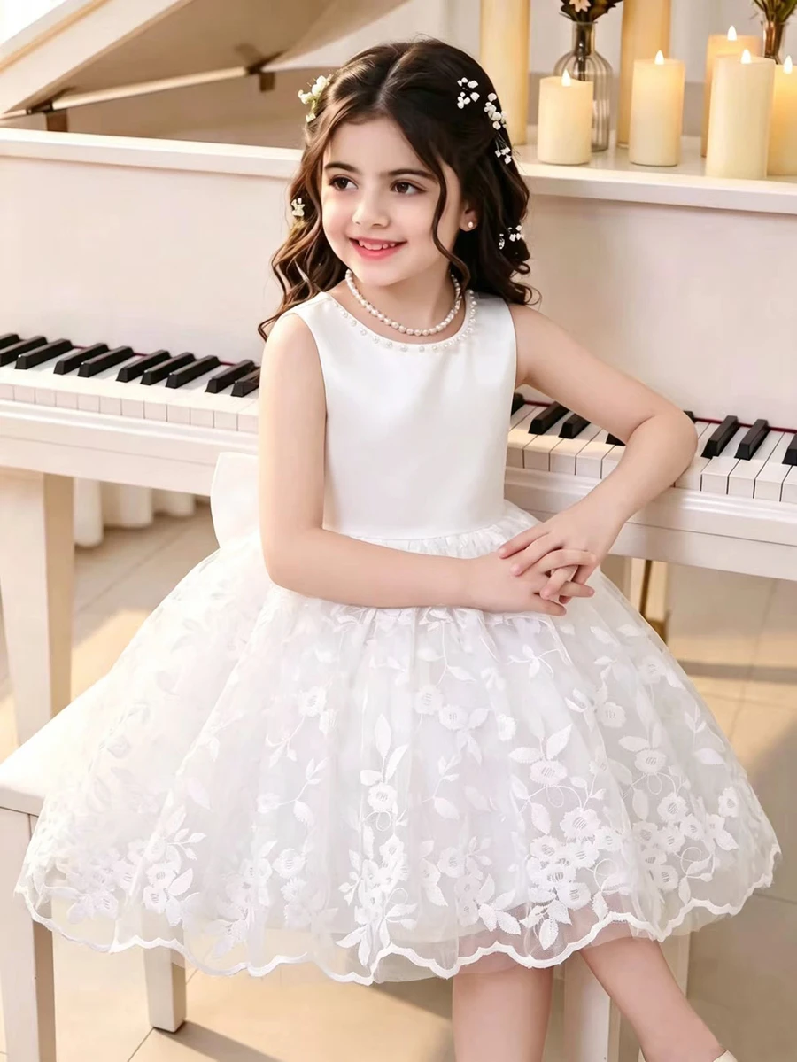 SHEIN Glamorique Kids 女童白色無袖珍珠蝴蝶結刺繡網紗洋裝，適合晚宴、生日派對、表演、夏季