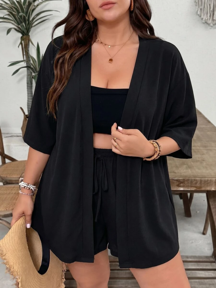 SHEIN VCAY Conjunto de 2 piezas de talla grande con camisa de manga corta de unicolor y pantalones cortos casuales con cintura con cordón - Negro - Ver 1