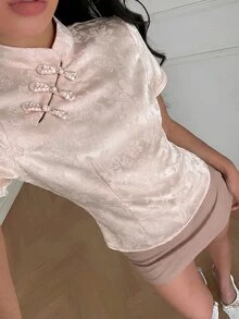 Aloruh 杏色新中式青蛙鈕扣立領短袖收腰春/夏新款女式襯衫 - 粉色 - 查看 4