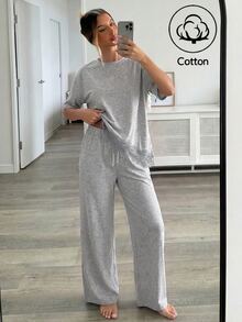 Aloruh Setelan Kasual 2 Potong Wanita: Kaos dan Celana Panjang dengan Detail Renda Kontras di Bagian Bawah dan Kerah Bulat - Light Grey - View 5