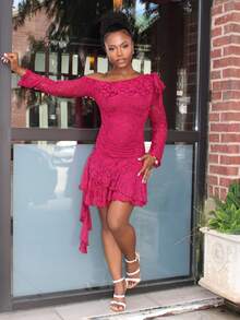 Steph T Y2K 性感蕾丝不对称肩部不对称下摆连衣裙 - 酒紅色 - 查看 4