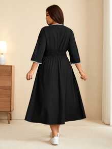 Edennvi Vestido Plus Size Feminino Elegante Francês Casual de Negócios para Trabalho com Decote em V, Patchwork, Fita, Cintura Elástica, Design Evasê em A, Preto e Branco - Preto - Visão 2