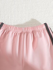 SHEIN Playful Pals 女童 2 件式休閒套裝，落肩短袖 T 恤搭配前胸蝴蝶結印花、對比條紋蝴蝶結裝飾寬腿長褲，返校穿搭服飾 - 粉色 - 查看 3