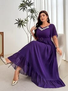 Modelyn Gaun Elegan Lengan Pendek Berkerut dengan Garis Leher Bentuk Hati untuk Wanita Ukuran Plus dan Dekorasi Aplikasi - Purple - View 6