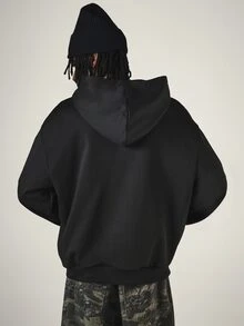 SUMWON New York USA Varsity Text Print Oversized Pullover Hoodie With Long Sleeves And Hooded Neckline - Black - View 2