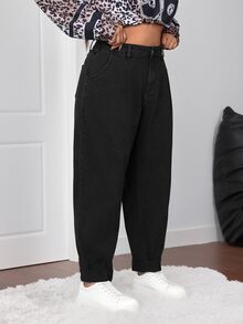 SHEIN CURVE+ Plus Size Casual Minimalist Solid Color Tapered Jeans - Black - View 5