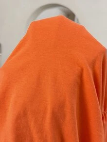 SHEIN هالوين، طقم ملابس حمل هالوين برتقالي مطبوع و بنطال مخطط من قطعتين، خريف - لون برتقالي - مشاهدة 8